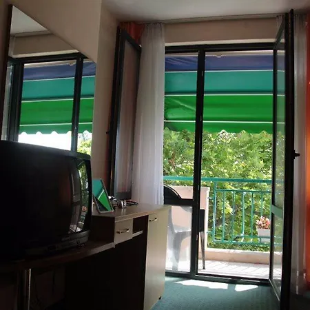 Sunshine Magnolia And Hotell 3*