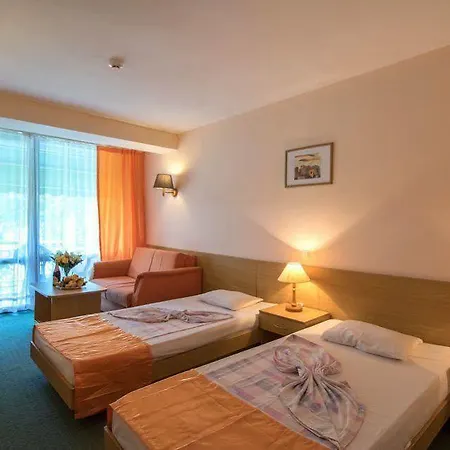 Sunshine Magnolia And Hotell 3*